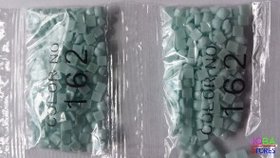 Numéro 162 Carré Diamant Peinture Strass