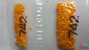 Ronde steentjes nummer 742 (klein)